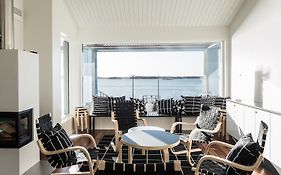 Hotel Rantapuisto  4*